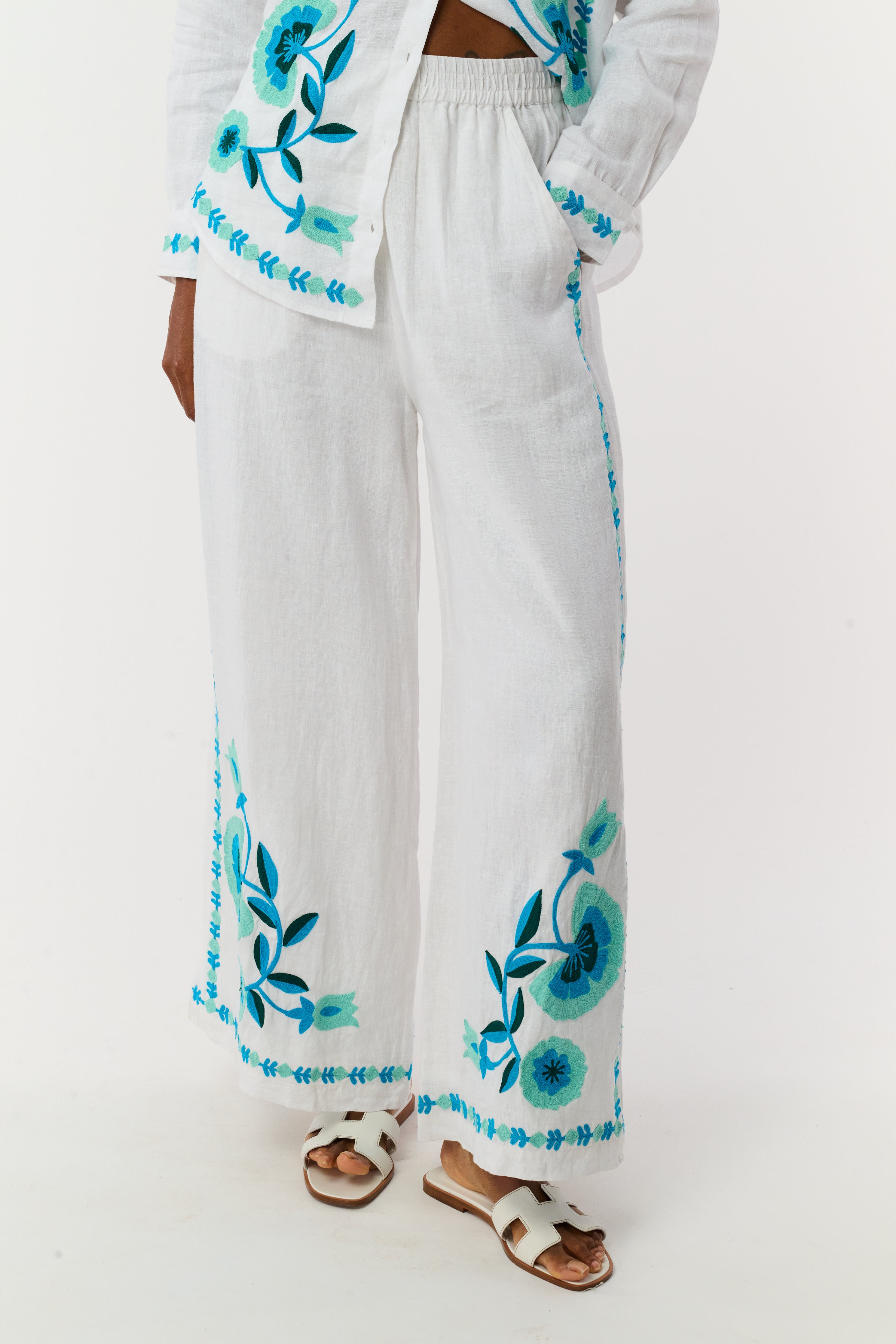 Avallon Embroidery Kaylee Pant