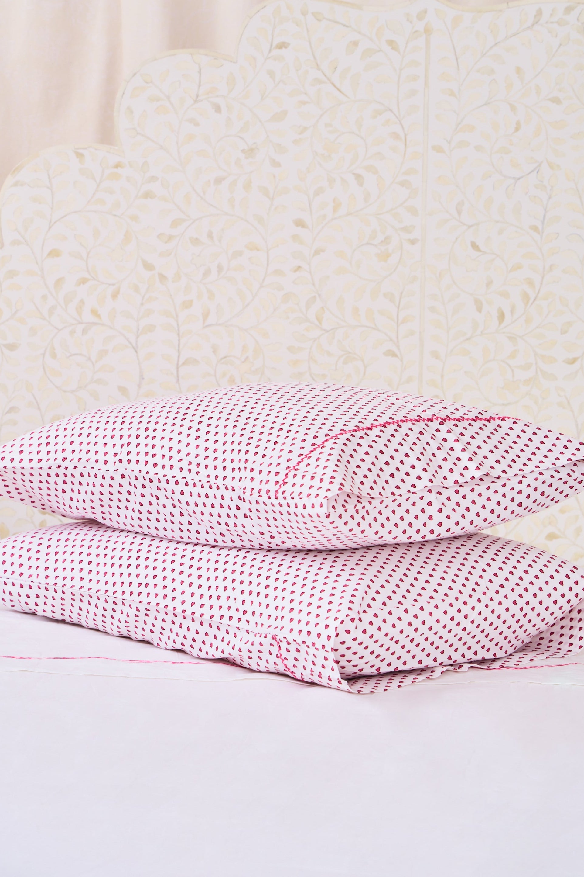 Hearts Pillowcase Set